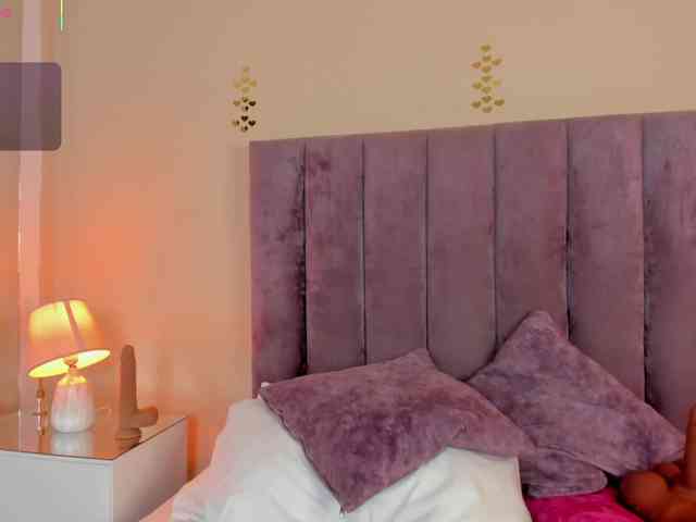 Megan-Thompson1 webcam