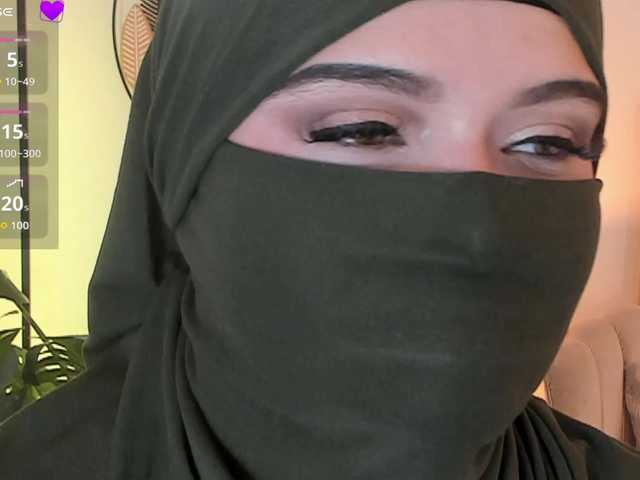 anna-henao's BongaCams show and profile