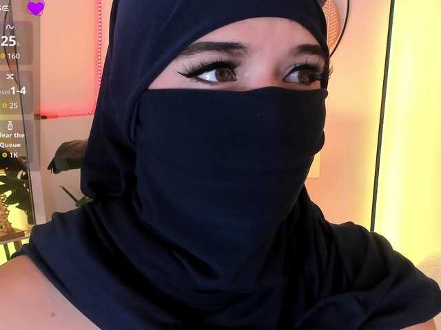 anna-henao's BongaCams show and profile