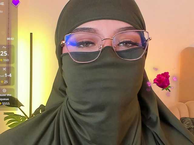 anna-henao's BongaCams show and profile