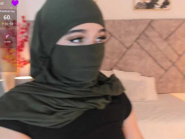 anna-henao's BongaCams show and profile