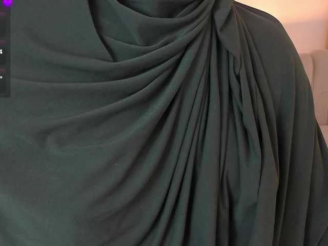 anna-henao's BongaCams show and profile