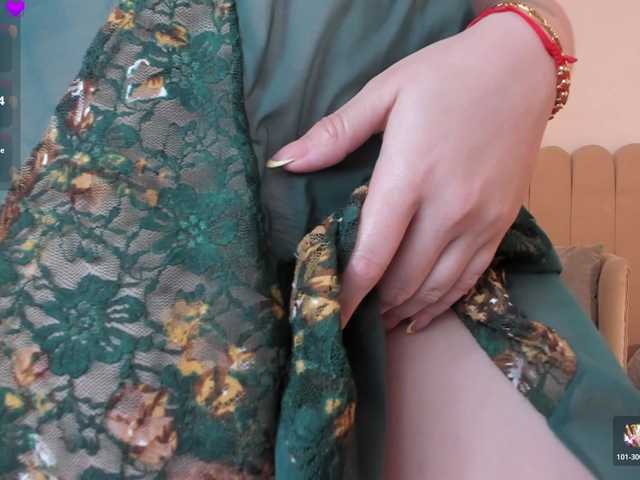 anna-henao's BongaCams show and profile