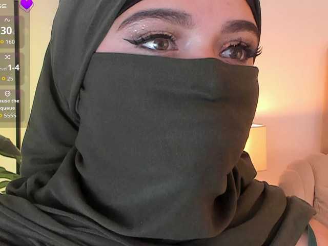 anna-henao's BongaCams show and profile