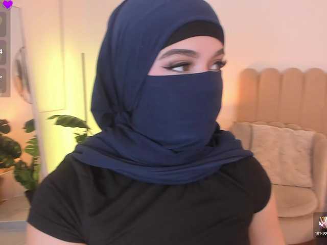 anna-henao's BongaCams show and profile