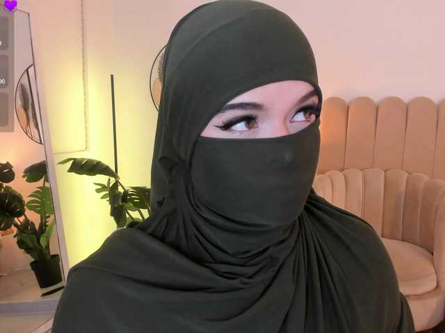 anna-henao's BongaCams show and profile