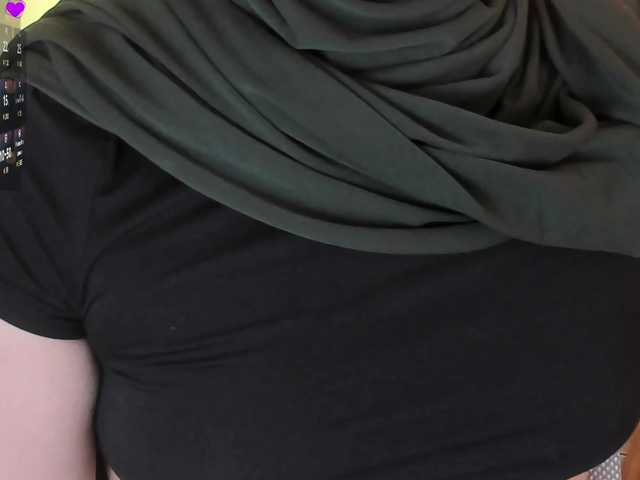 anna-henao's BongaCams show and profile