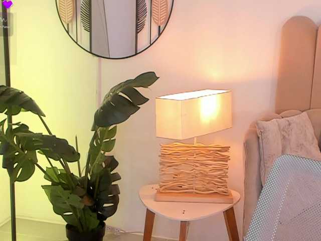 anna-henao's BongaCams show and profile