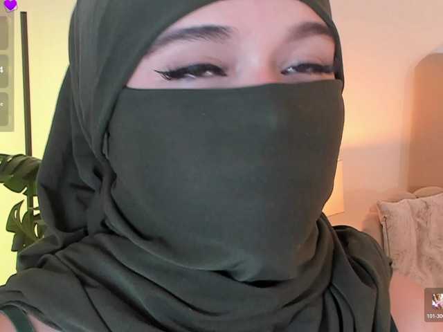 anna-henao's BongaCams show and profile