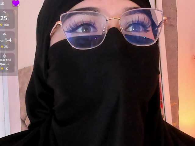 anna-henao's BongaCams show and profile