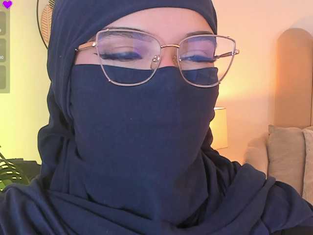 anna-henao's BongaCams show and profile