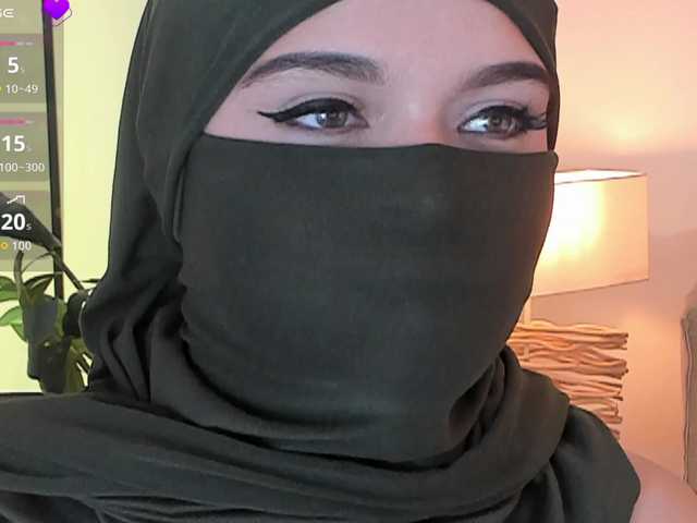 anna-henao's BongaCams show and profile