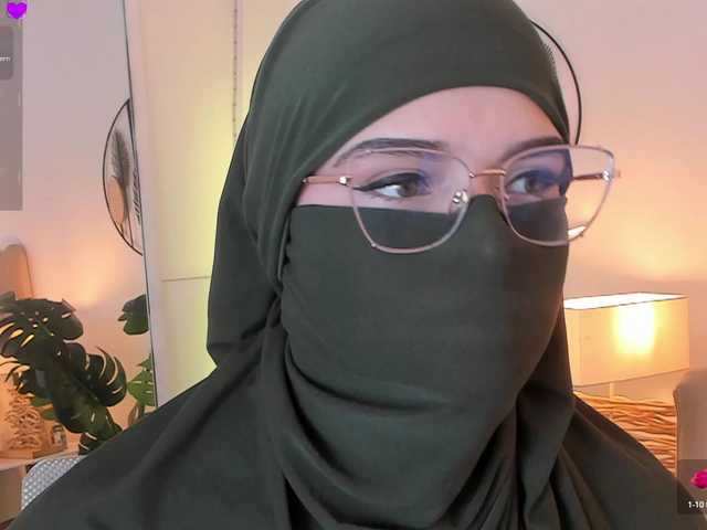 anna-henao's BongaCams show and profile