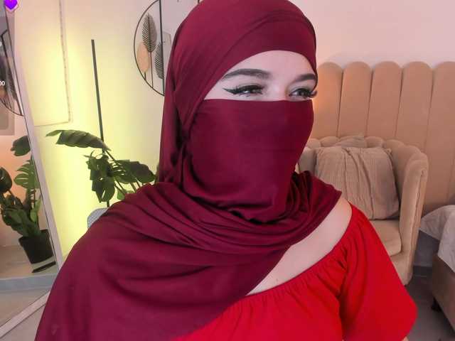 anna-henao's BongaCams show and profile