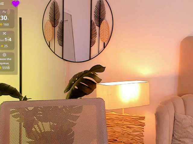 anna-henao's BongaCams show and profile