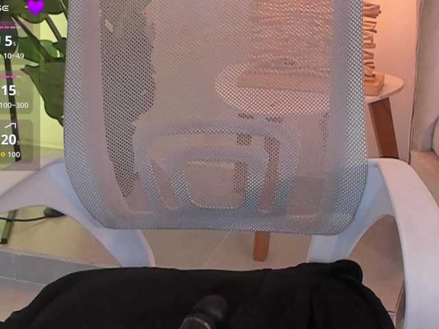 anna-henao's BongaCams show and profile