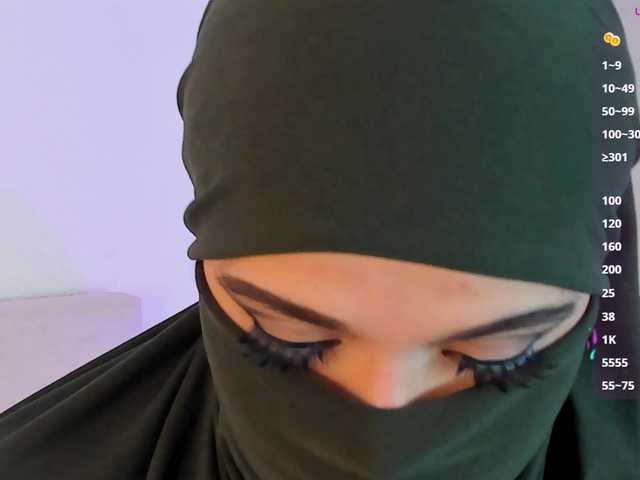 anna-henao's BongaCams show and profile