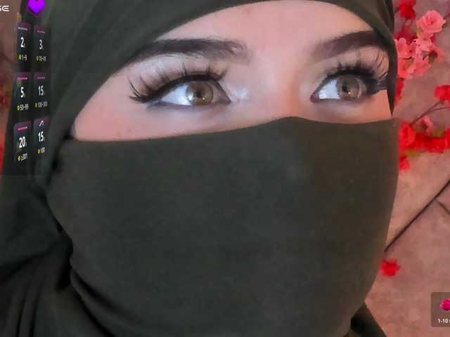 anna-henao's BongaCams show and profile