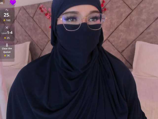 Anna-henao from BongaCams