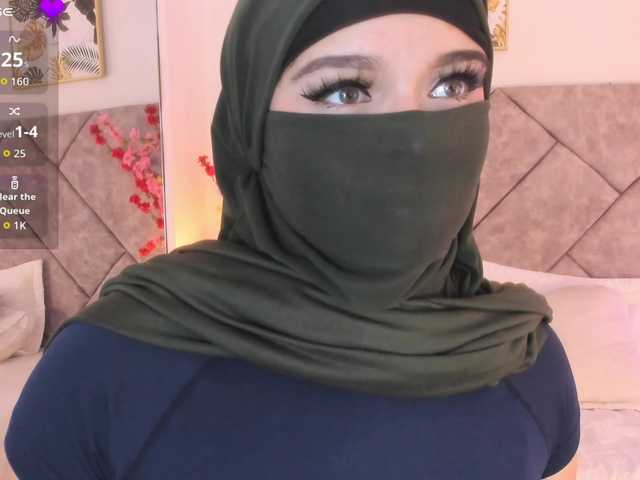 anna-henao's BongaCams show and profile