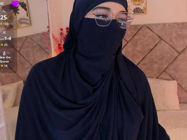 anna-henao's BongaCams show and profile