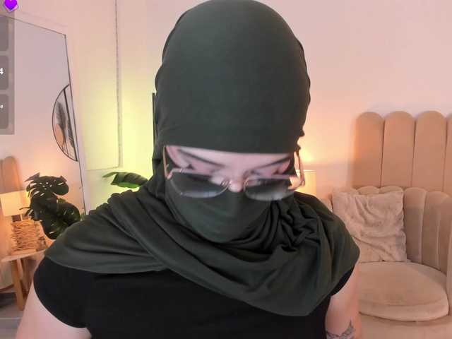 anna-henao's BongaCams show and profile