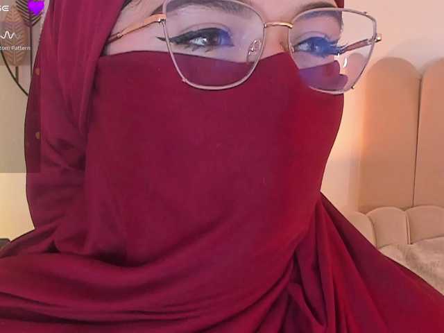 anna-henao's BongaCams show and profile