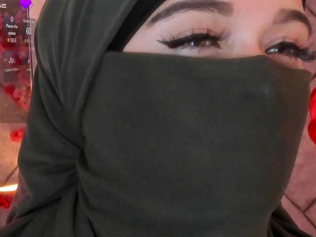 anna-henao's BongaCams show and profile