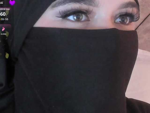 anna-henao's BongaCams show and profile