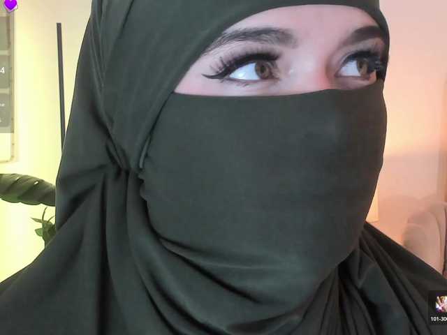 anna-henao's BongaCams show and profile