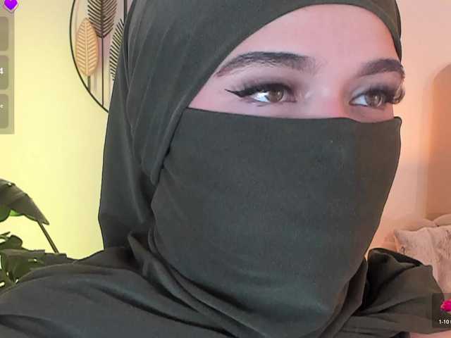 anna-henao's BongaCams show and profile