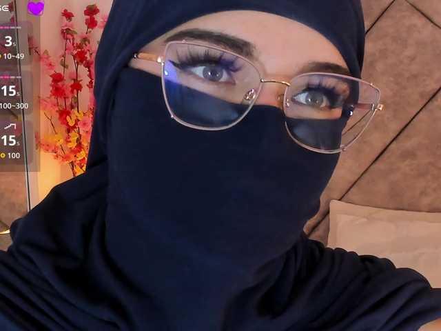 anna-henao's BongaCams show and profile