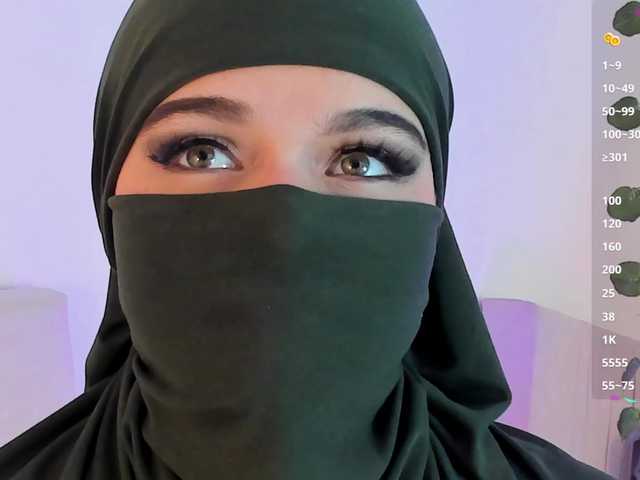 anna-henao's BongaCams show and profile