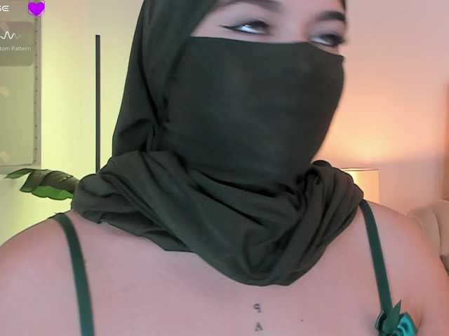 anna-henao's BongaCams show and profile