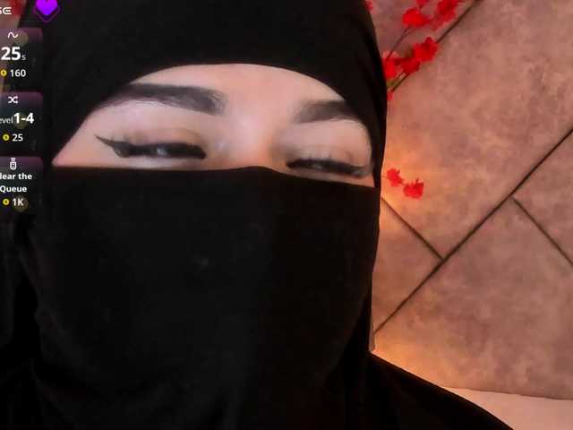 anna-henao's BongaCams show and profile