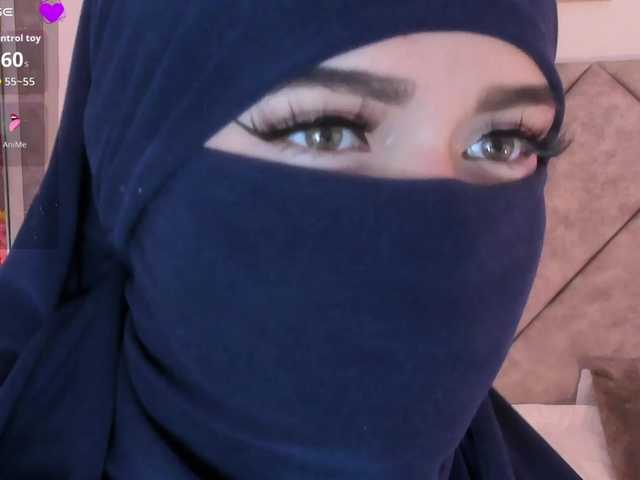 anna-henao's BongaCams show and profile