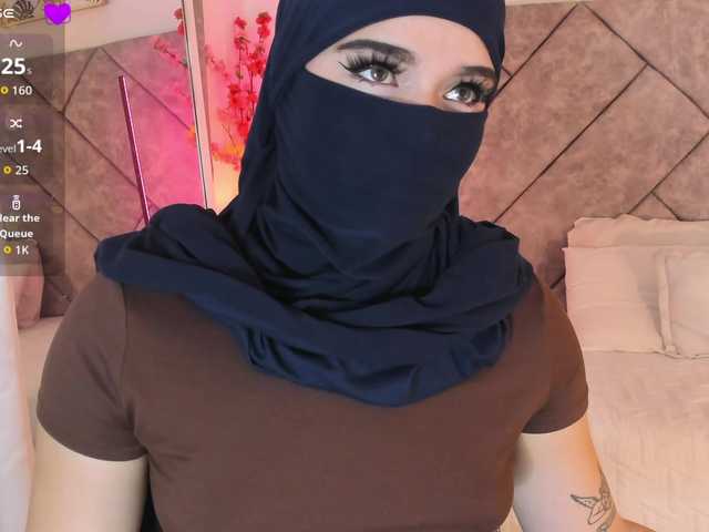 anna-henao's BongaCams show and profile