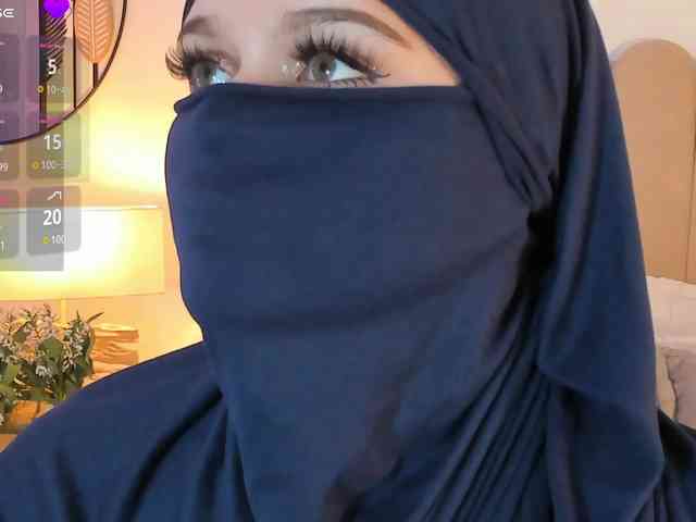 anna-henao webcam