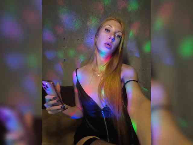 AnnaMaks12 webcam