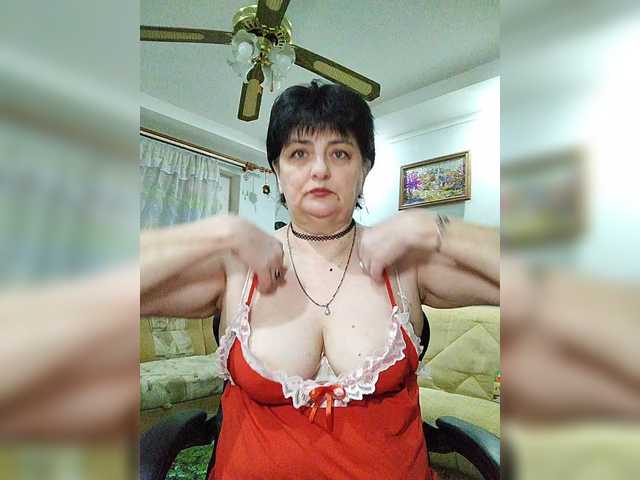 IsXLoves's BongaCams show and profile