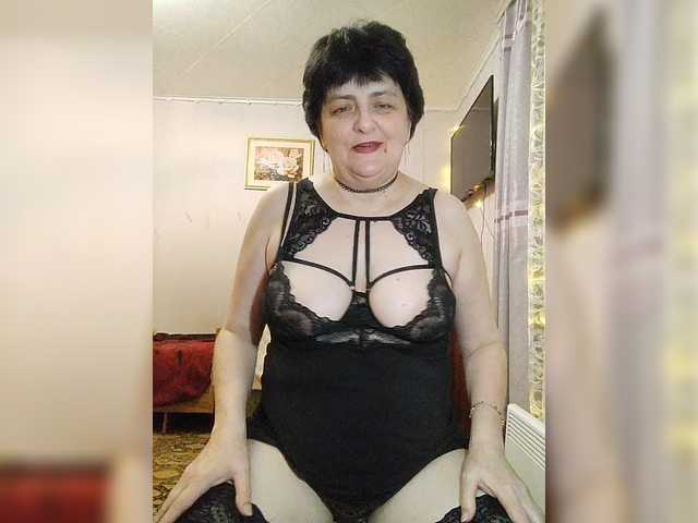 IsXLoves's BongaCams show and profile