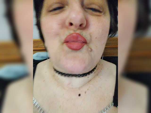 в попе у IsXLoves