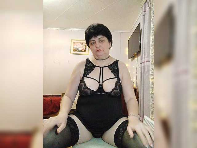 IsXLoves's BongaCams show and profile