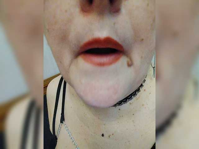 IsXLoves's BongaCams show and profile