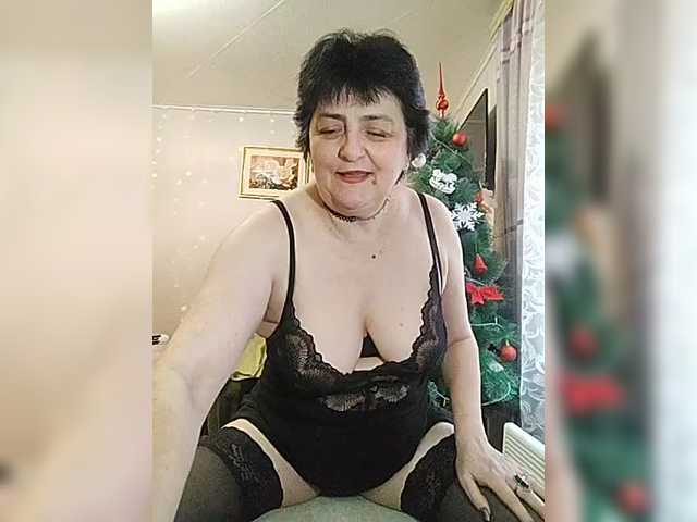 IsXLoves's BongaCams show and profile