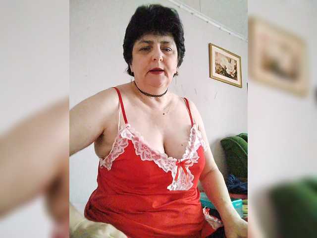 IsXLoves's BongaCams show and profile