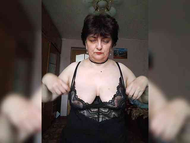 IsXLoves webcam