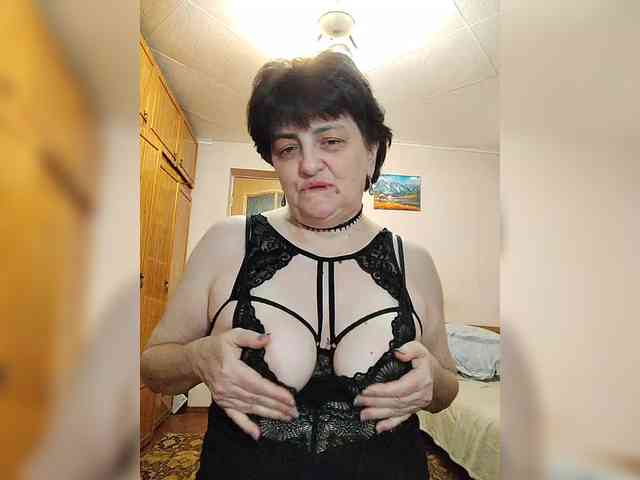IsXLoves webcam