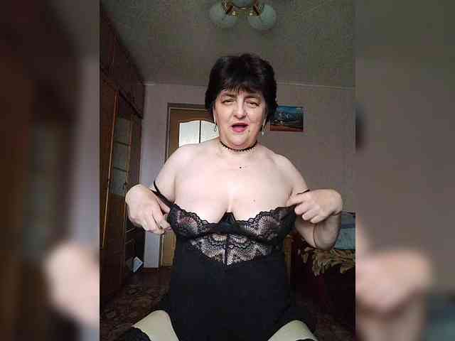 IsXLoves webcam