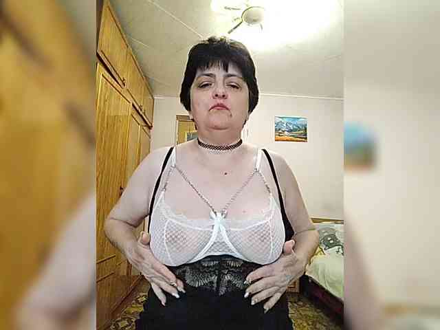 IsXLoves webcam